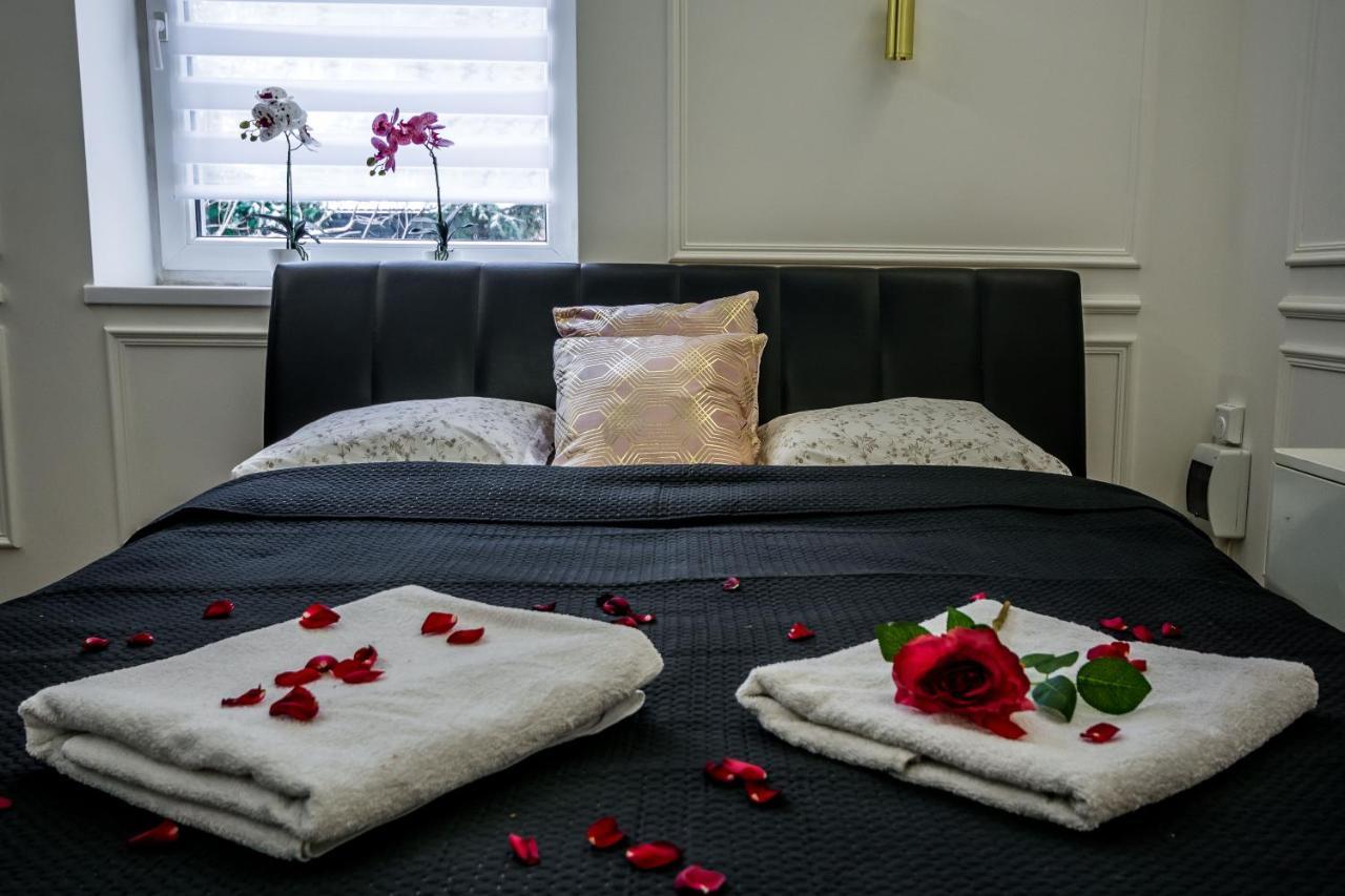 Zamoyskiego Jacuzzi Apartment Cracovia Exterior foto